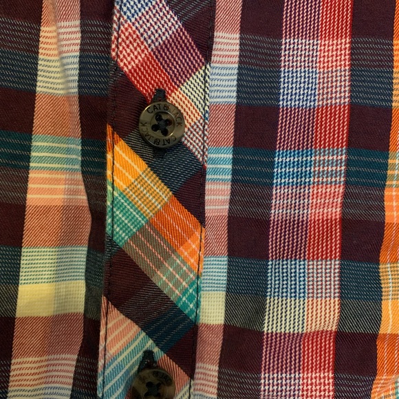 Cat & Jack toddler boy button down - Picture 4 of 5